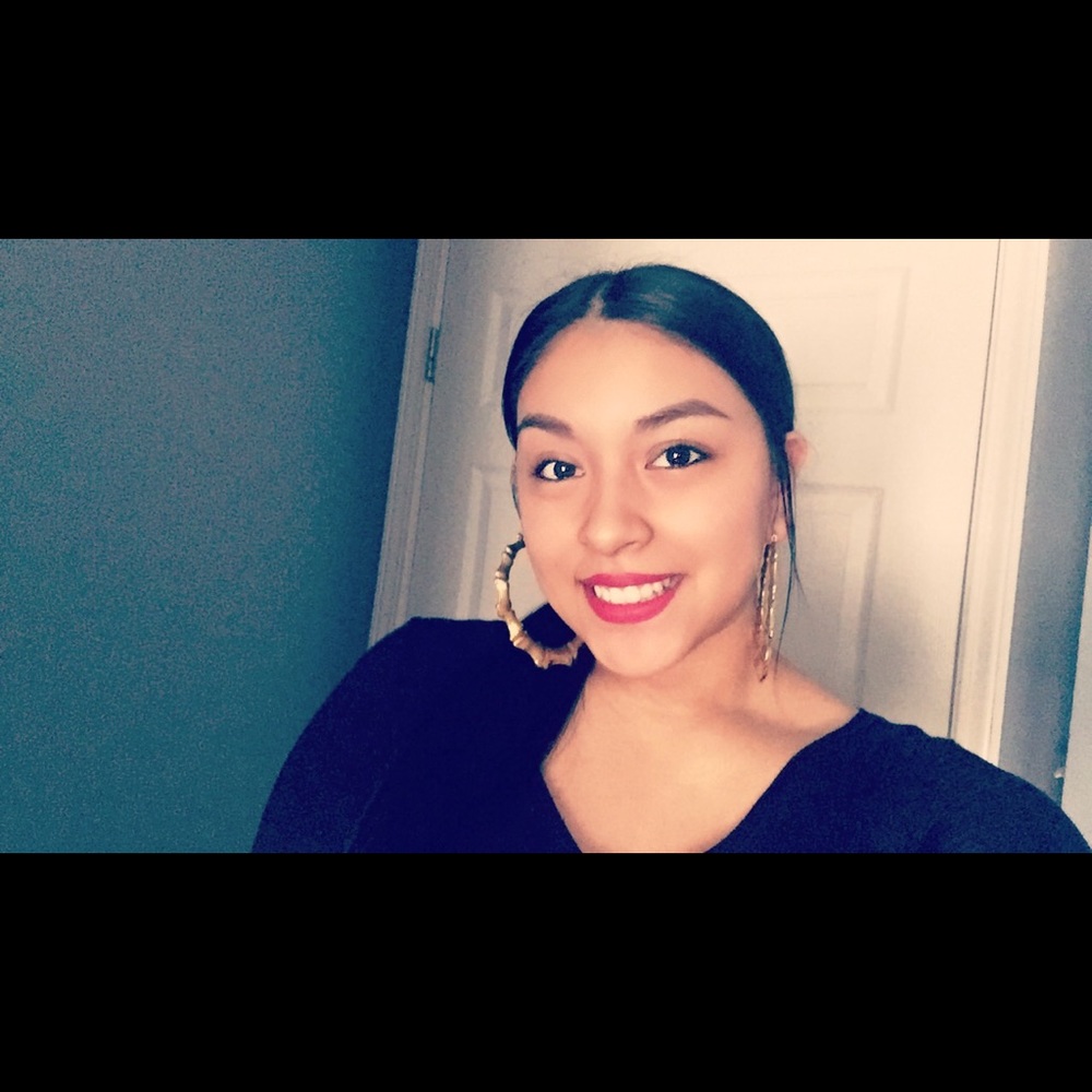 Meet your Posher, Fabiola